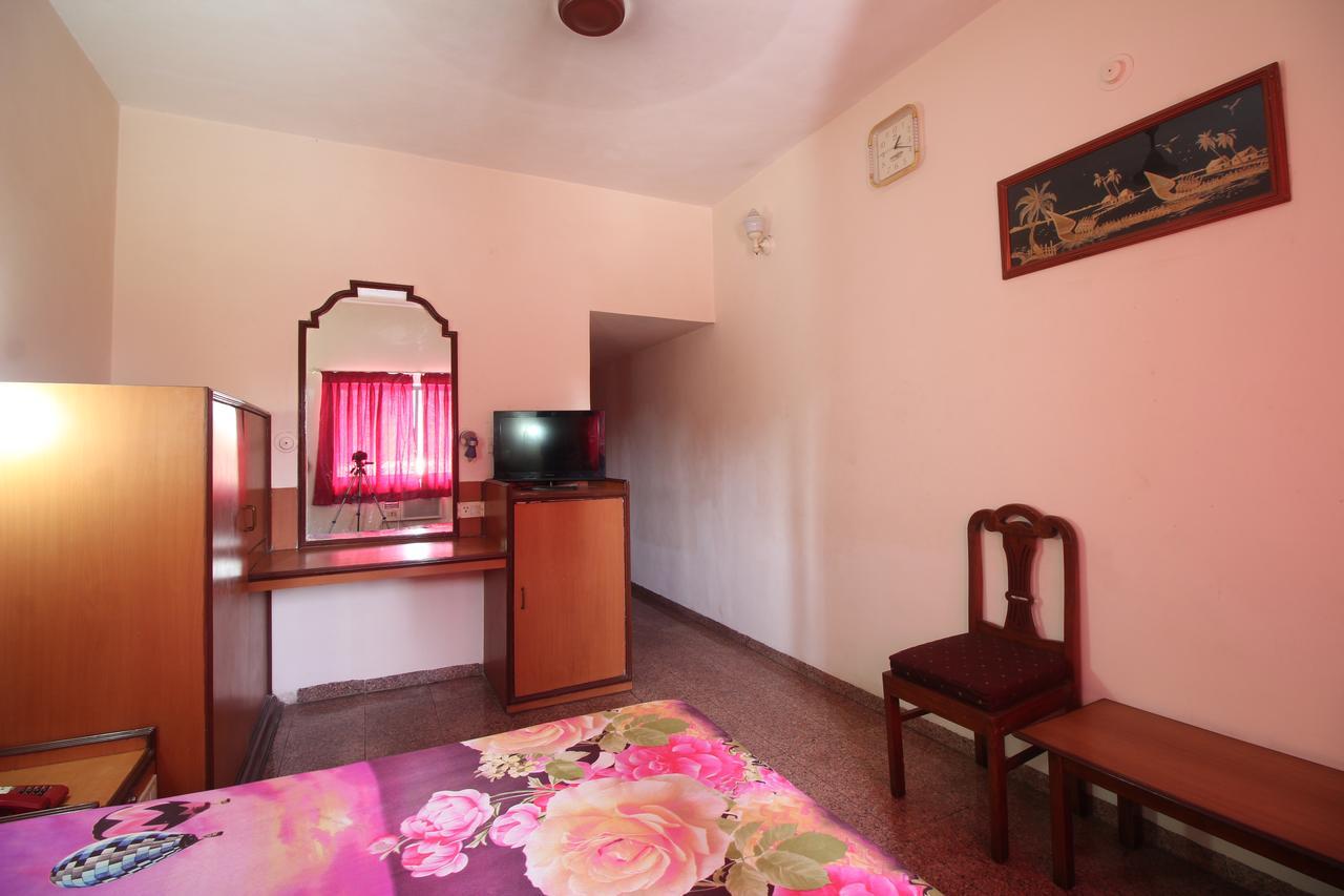 Soubhagya Inn Silvassa Dış mekan fotoğraf