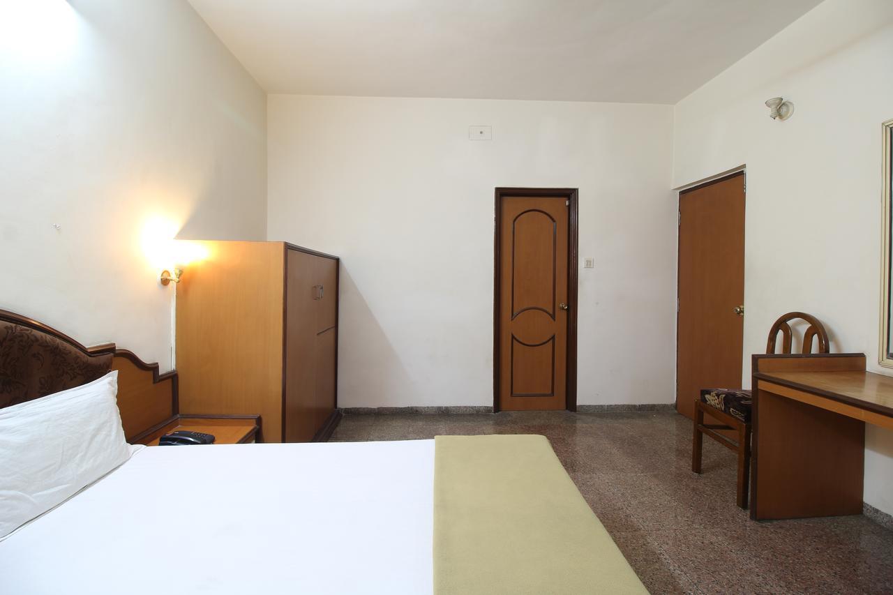 Soubhagya Inn Silvassa Dış mekan fotoğraf
