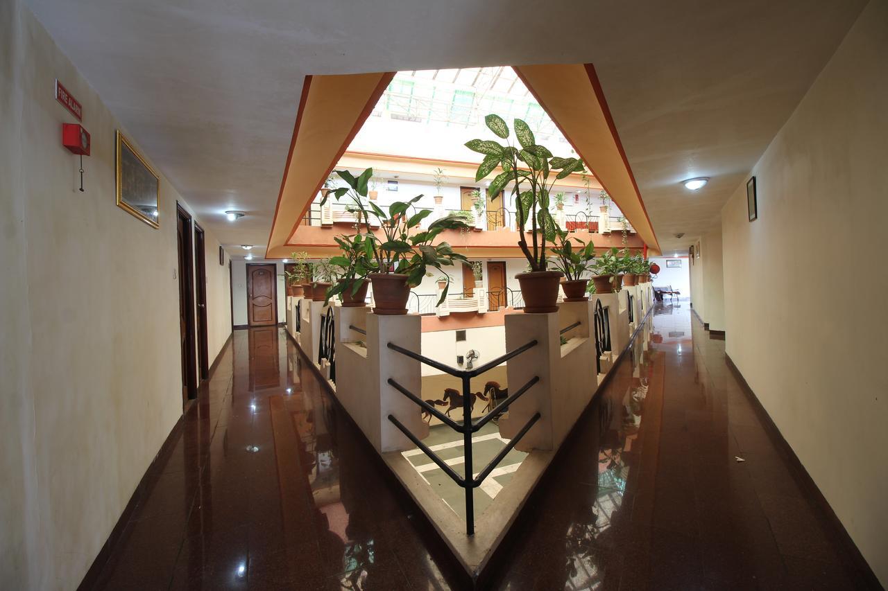 Soubhagya Inn Silvassa Dış mekan fotoğraf